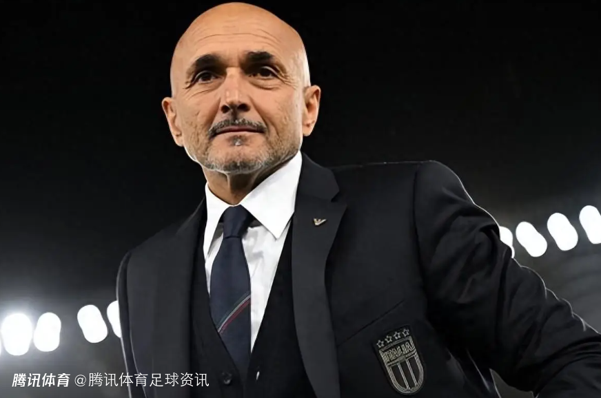 意大利足球联赛一位教练换帅引争议