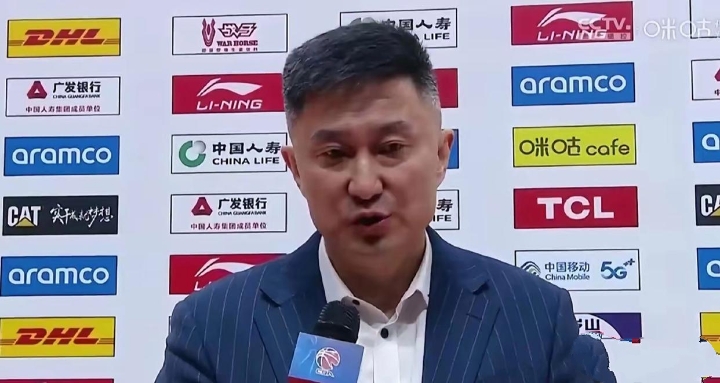 开云体育下载-包含江苏男篮主场成功卫冕,稳固领先地位的词条